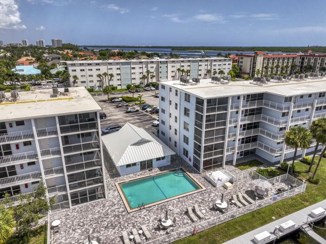 5 of 23 - 108 Paradise Harbour Boulevard #514 + Boat Slip 2, North Palm Beach, FL