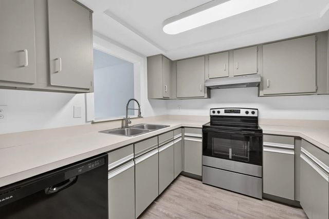 3 of 25 - 2517 S 17th Street #103, Fort Pierce, FL