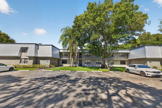 4 of 25 - 2517 S 17th Street #103, Fort Pierce, FL
