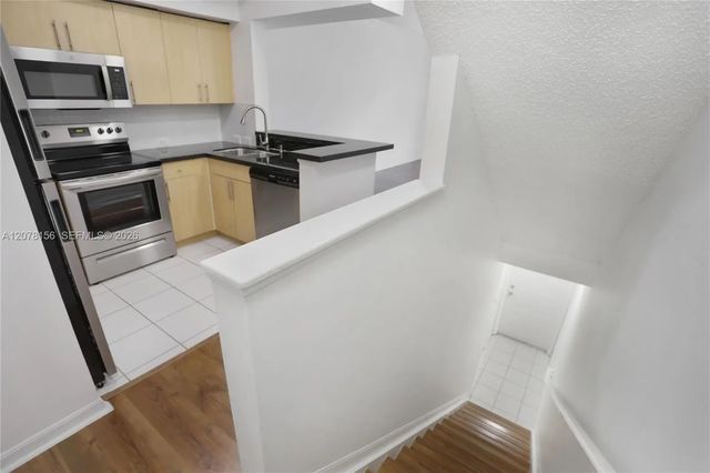 3 of 21 - 2941 Ne 185th Street #1305, Miami, FL