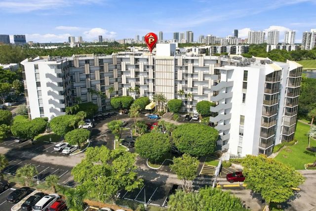 20400 W Country Club Drive #609, Aventura