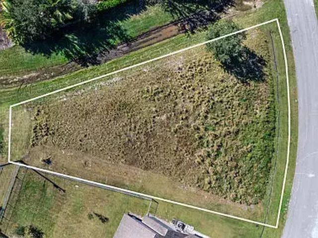 4 of 9 - 544 Sw Columbus Drive, Port St. Lucie, FL