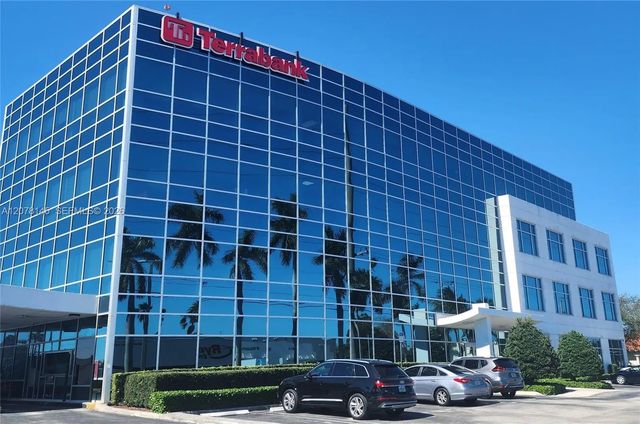 2 of 4 - 2500 Nw 107th Avenue #206, Doral, FL