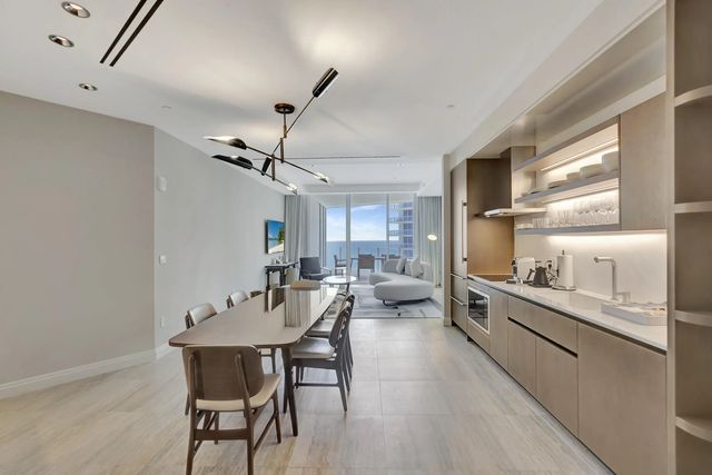 5 of 39 - 525 N Fort Lauderdale Beach Boulevard #1707, Fort Lauderdale, FL