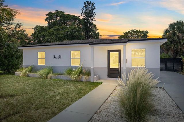 2 of 35 - 1311 Avenue H, Riviera Beach, FL