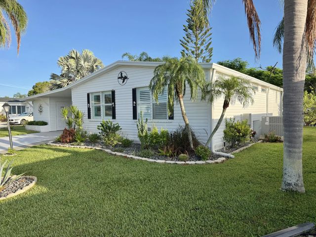 2 of 33 - 3788 Shadberry Court, Port St. Lucie, FL
