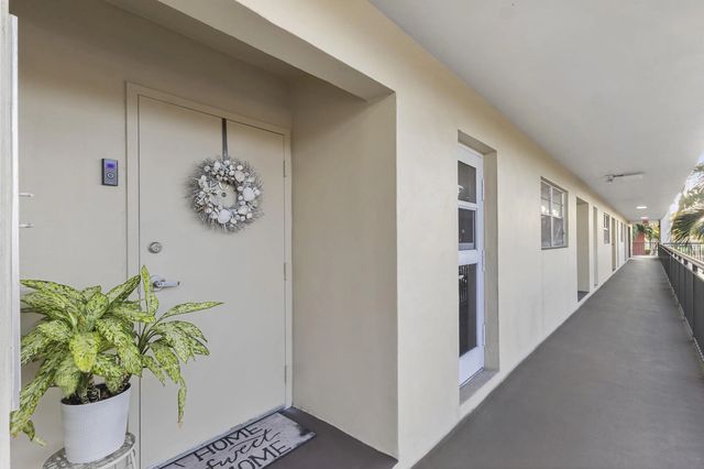 4 of 29 - 2350 Ne 14th St Causeway #209, Pompano Beach, FL