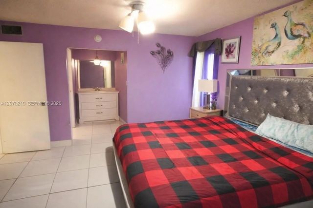 3774 Inverrary Boulevard #101p, Lauderhill