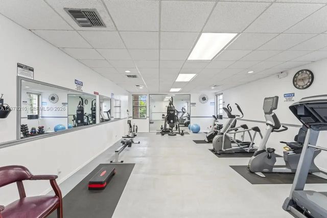 5 of 9 - 3774 Inverrary Boulevard #101p, Lauderhill, FL