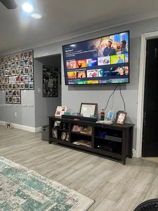 3 of 11 - 2766 Nw 168th Terrace, Miami Gardens, FL