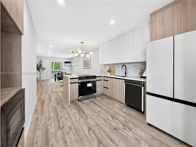 5 of 12 - 6580 Santona Street #16, Coral Gables, FL