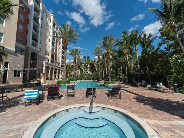 3 of 23 - 17125 N Bay Road #3105, Sunny Isles Beach, FL