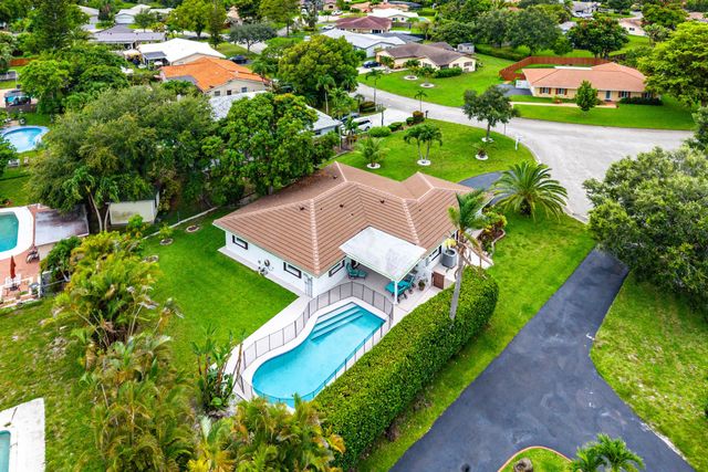 2 of 19 - 4025 Nw 105th Avenue, Coral Springs, FL