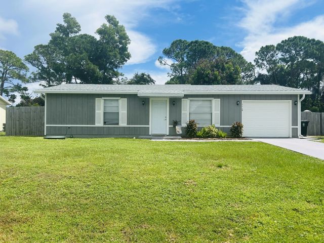 1119 S E O'donnell Lane, Port St. Lucie