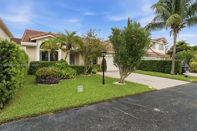 4 of 45 - 10887 Sw 152nd Place, Miami, FL
