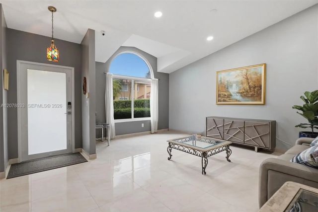 5 of 45 - 10887 Sw 152nd Place, Miami, FL