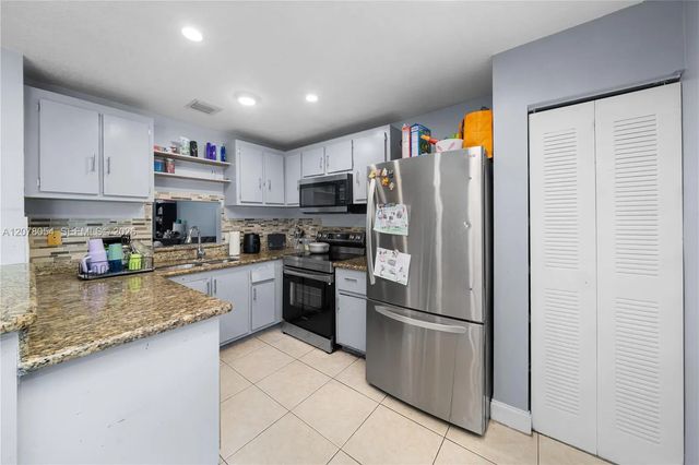 2 of 30 - 1293 Sussex Drive, North Lauderdale, FL