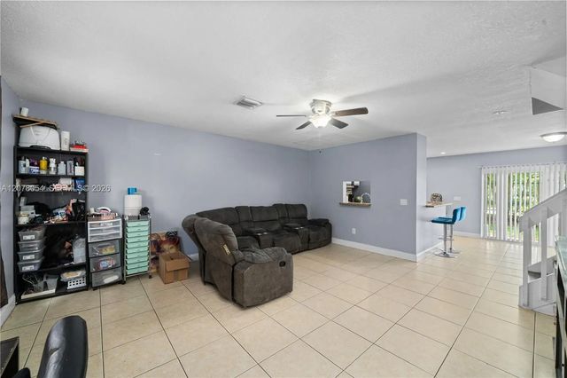 5 of 30 - 1293 Sussex Drive, North Lauderdale, FL