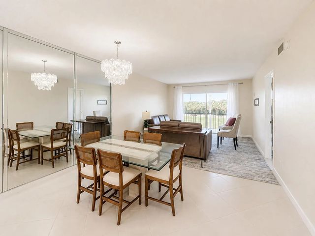 5 of 18 - 9411 N Hollybrook Lake Drive #309, Pembroke Pines, FL