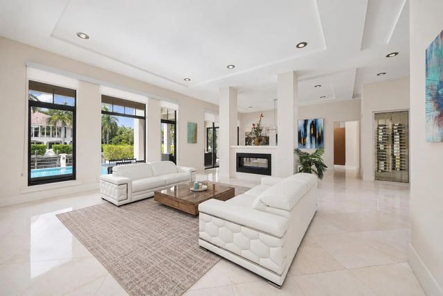 5 of 48 - 301 San Marco Drive, Fort Lauderdale, FL
