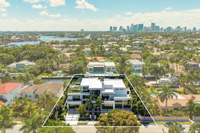 3 of 67 - 725 Poinciana Drive, Fort Lauderdale, FL