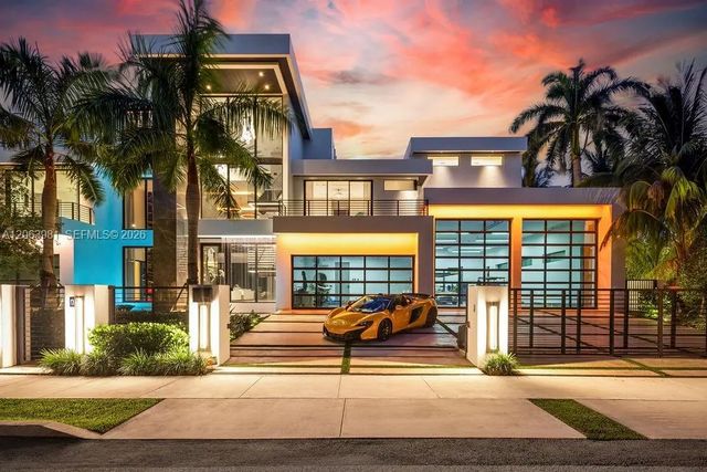 4 of 67 - 725 Poinciana Drive, Fort Lauderdale, FL