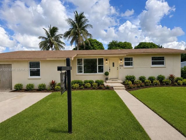 1115 W 51st Place, Hialeah