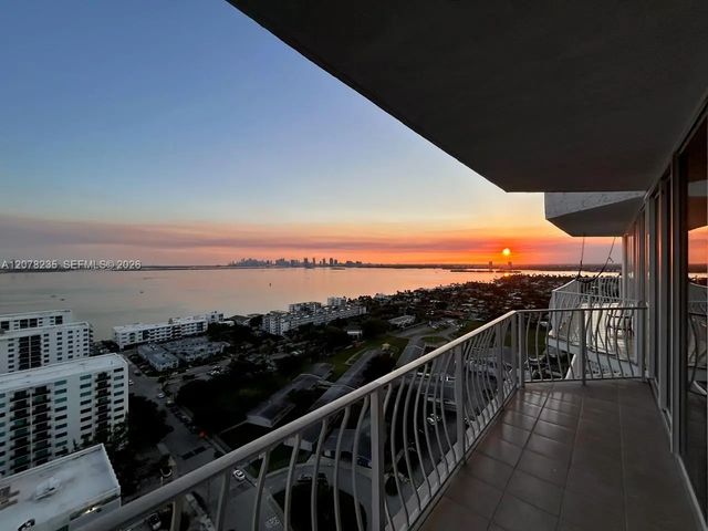 4 of 37 - 7601 E Treasure Drive #ph206, North Bay Village, FL