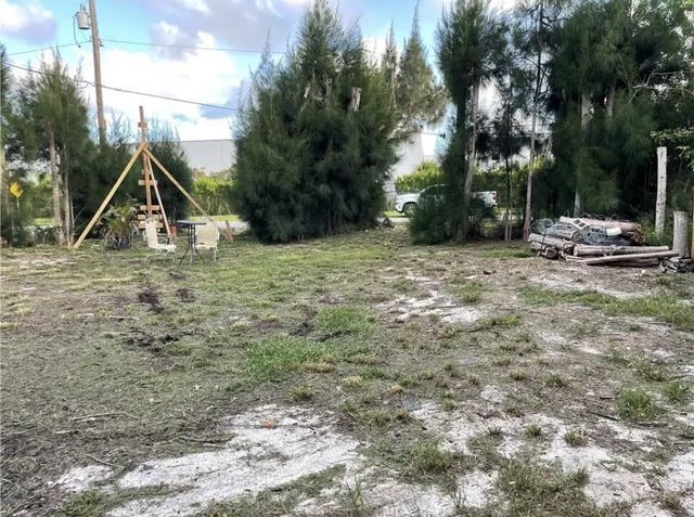 2 of 6 - 2432 42nd Street, Vero Beach, FL