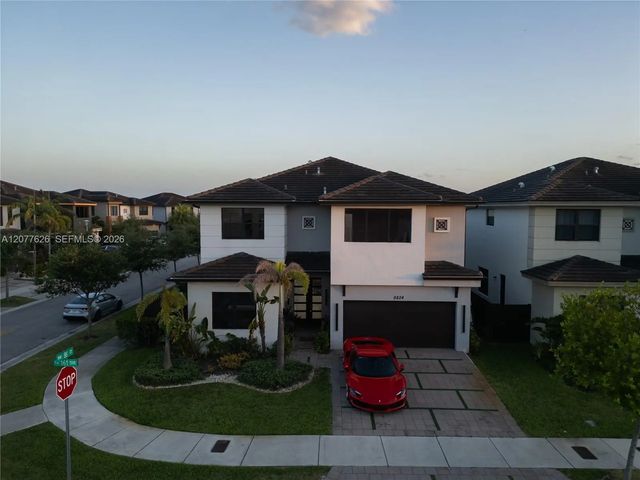 2 of 45 - 8824 Nw 161st Terrace, Miami Lakes, FL