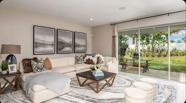 3 of 40 - 485 Se Ranch Oak Circle, Port St. Lucie, FL