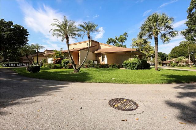 3 of 37 - 8050 Palmetto Palm Circle #55, Tamarac, FL