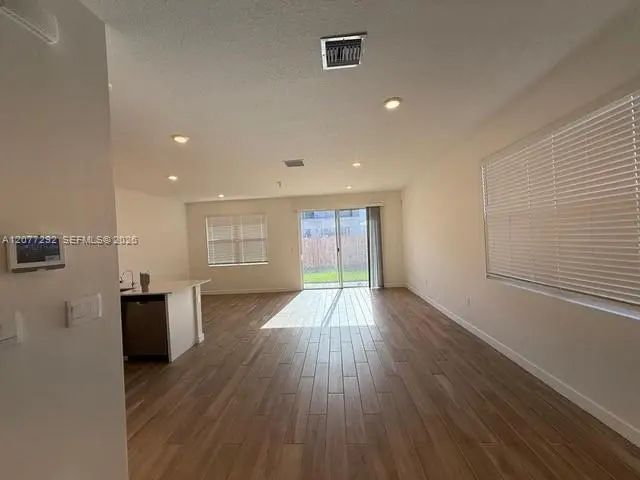 5 of 25 - 142 Ne 14th Terrace, Homestead, FL