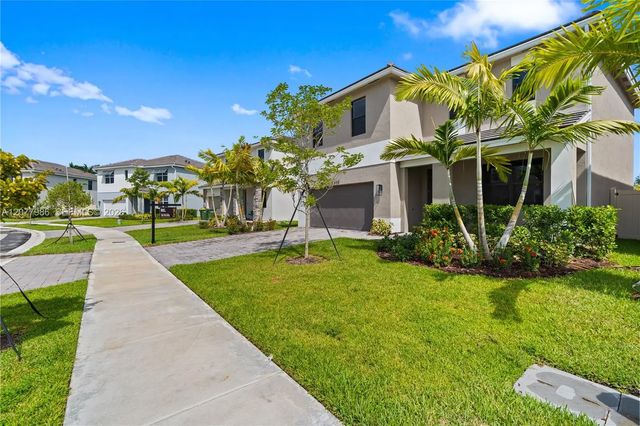 3 of 53 - 1325 Ne 2nd Court, Homestead, FL