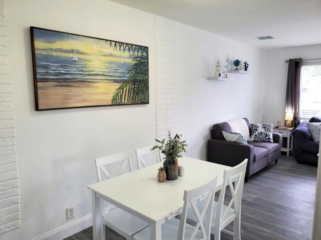 3 of 51 - 413 Se 23rd Street, Fort Lauderdale, FL