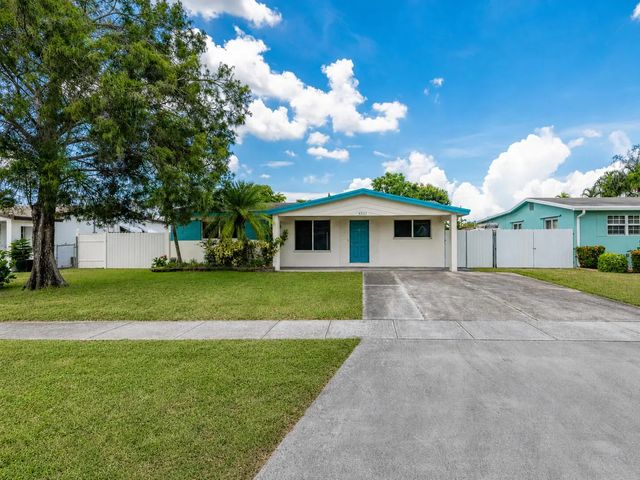 3 of 32 - 4521 Sw 42nd Terrace, Dania Beach, FL