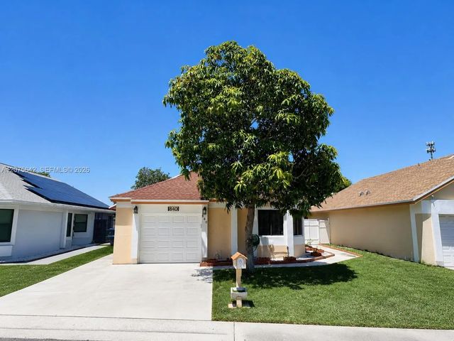 840 W Palm Run Drive, North Lauderdale