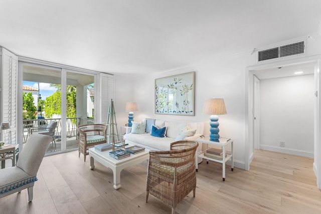 4 of 22 - 170 Chilean Avenue #2a, Palm Beach, FL