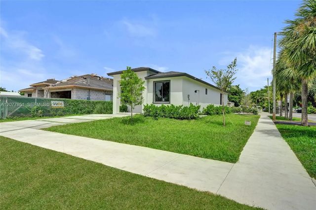 2 of 20 - 599 Sw 12th Avenue, Dania Beach, FL