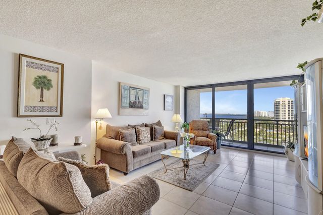 3 of 71 - 3400 N Ocean Drive #1505, Singer Island, FL