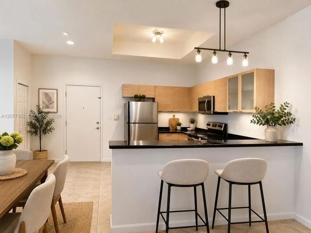 2 of 11 - 140 S Dixie Highway #th105, Hollywood, FL