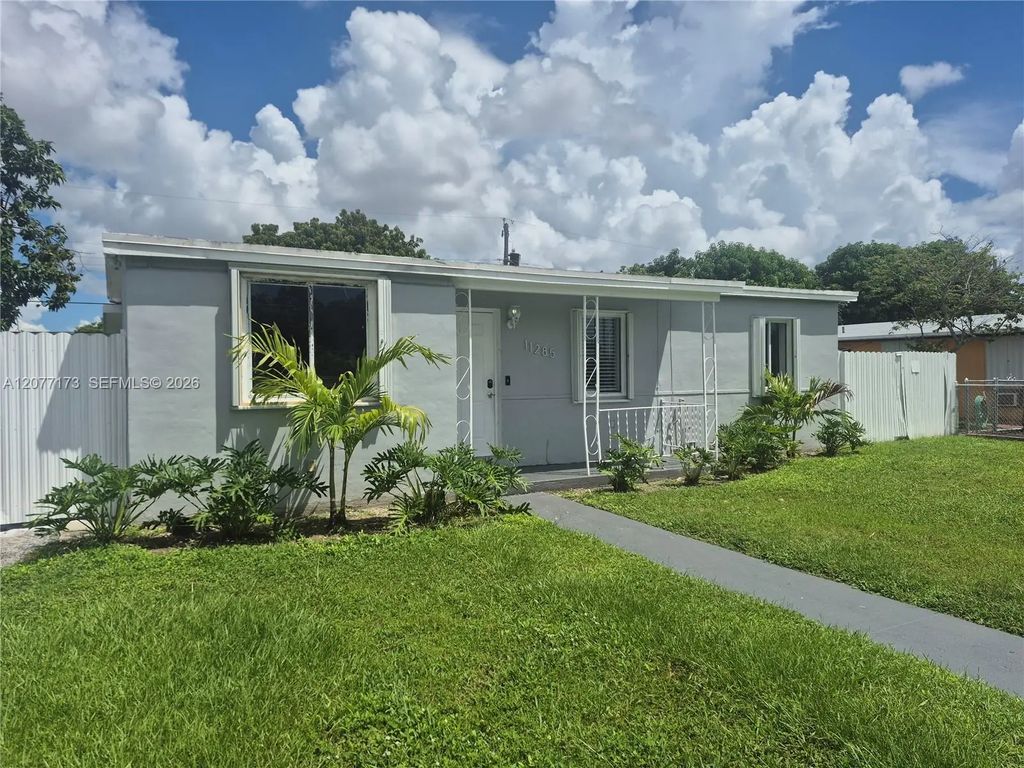 11285 Sw 43rd Street, Miami