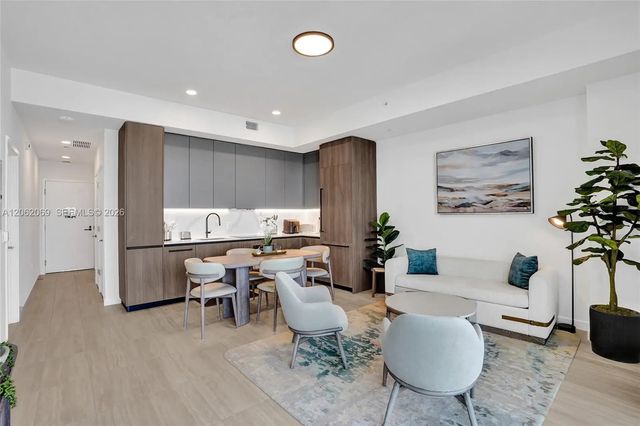 5 of 38 - 580 72nd Street #1809, Miami Beach, FL