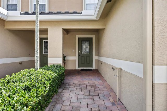 3 of 29 - 2781 Se Birmingham Drive, Stuart, FL