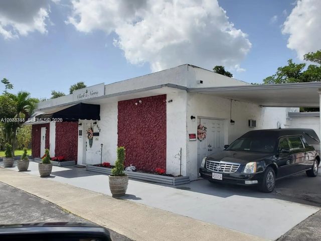 5 of 5 - 608 Sw 12th Avenue, Dania Beach, FL