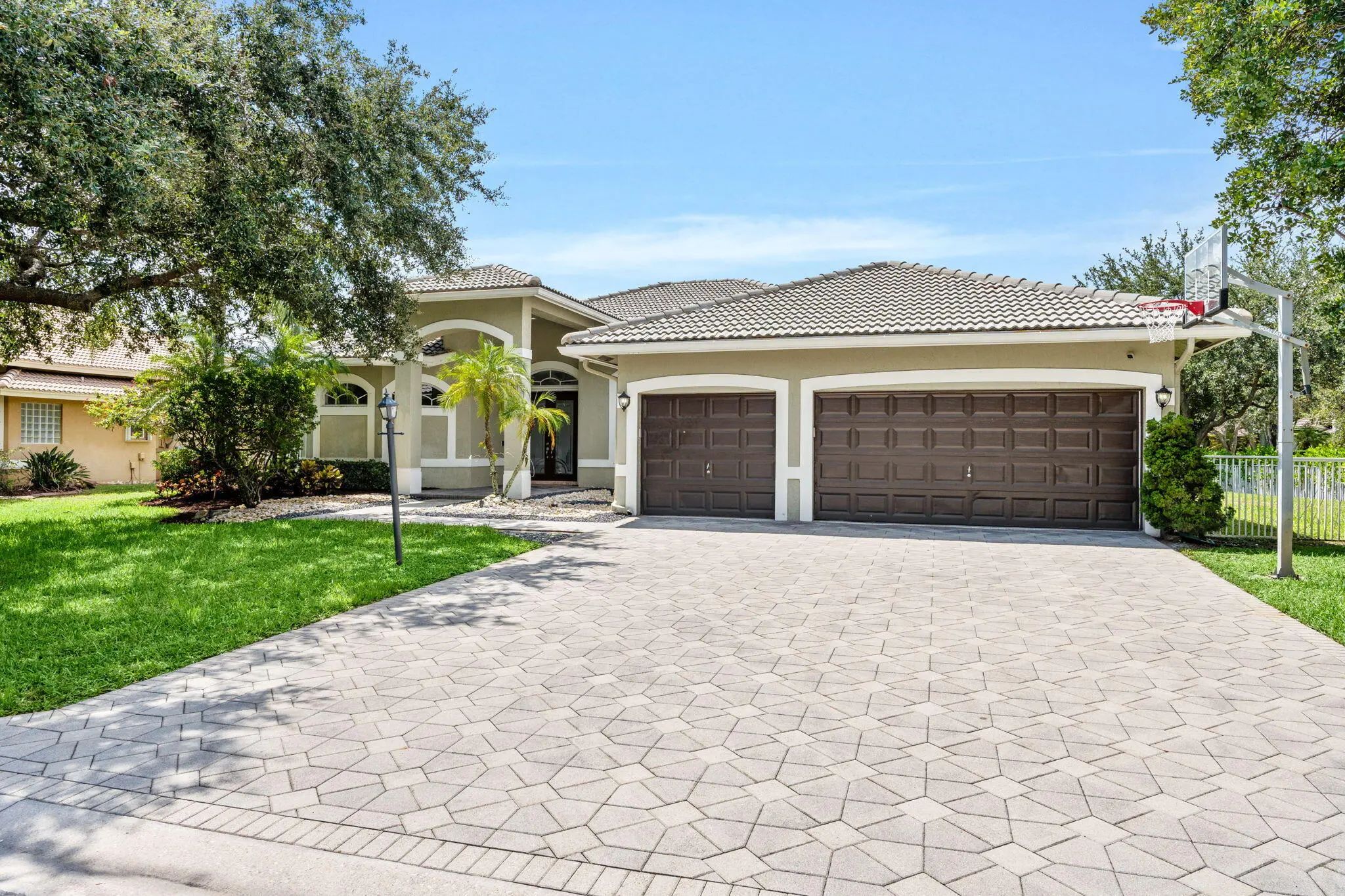 10668 Nw 69th Street, Parkland