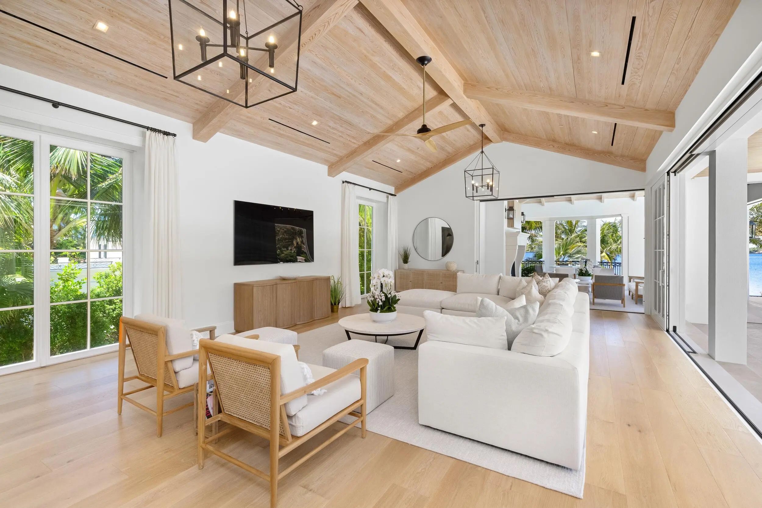 1616 S Ocean  Boulevard, Palm Beach, FL, 33480