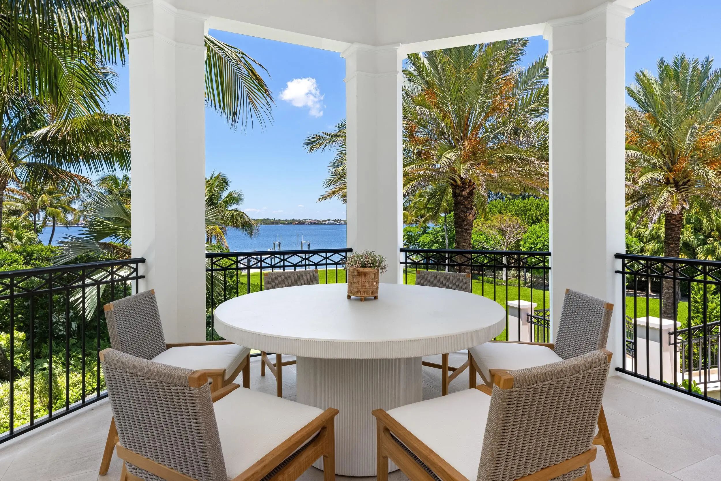 1616 S Ocean  Boulevard, Palm Beach, FL, 33480