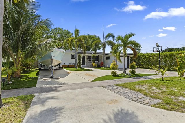4 of 44 - 3230 Roosevelt Street, Hollywood, FL