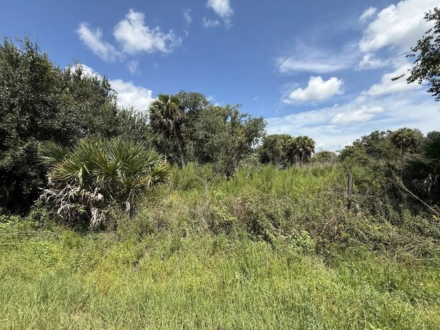 2 of 6 - 19145 Nw 302nd, Okeechobee, FL